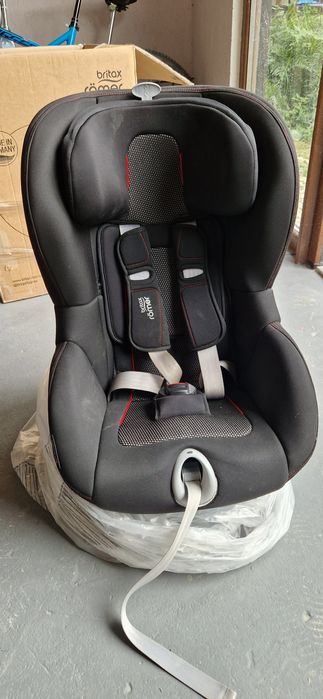 Продам автокрісло дитяче 9-18кг Britax Romer King II