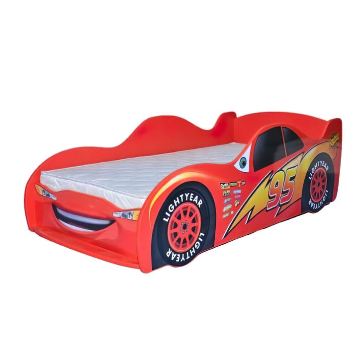 Детская кровать, машинка Маквин красный изЛДСП. Матрас продаю отдельно