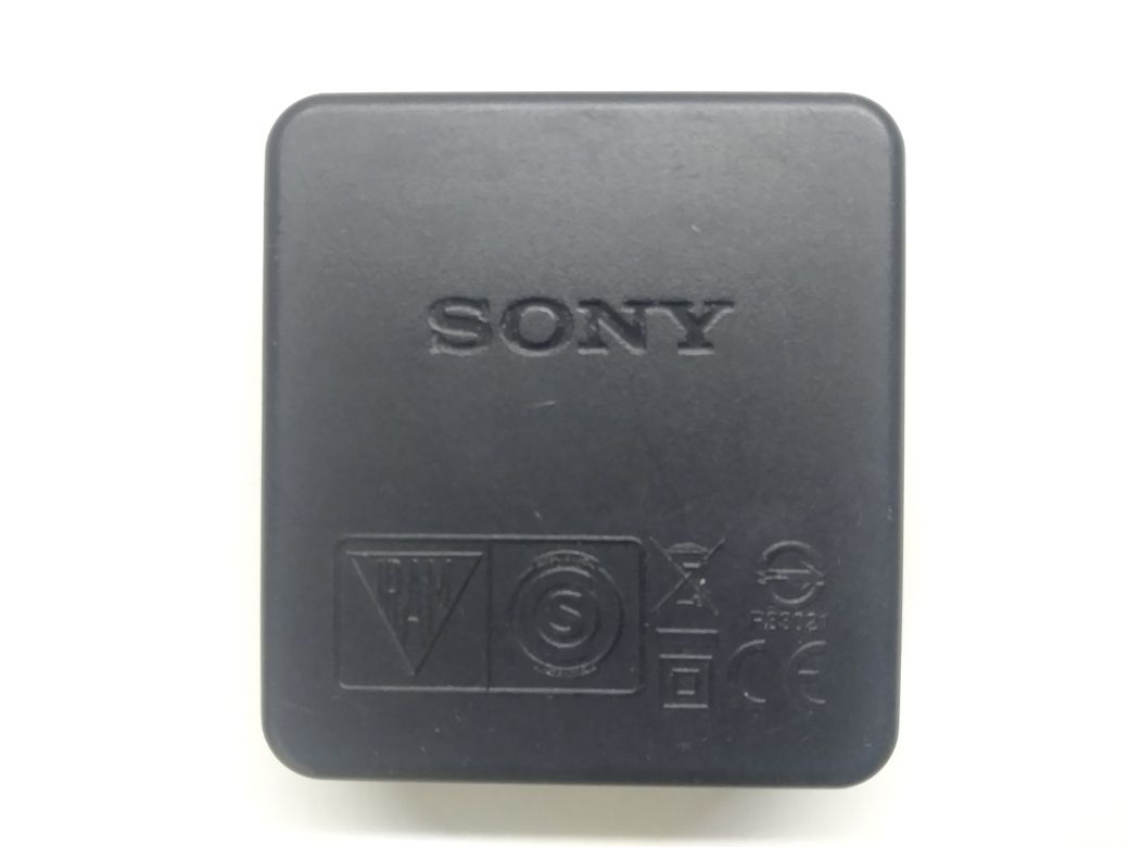 Зарядное устройство AC-UB 10D для Sony