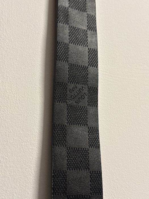 Pasek LV czarny 120cm