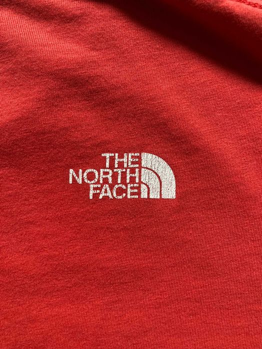 Футболка The North Face
