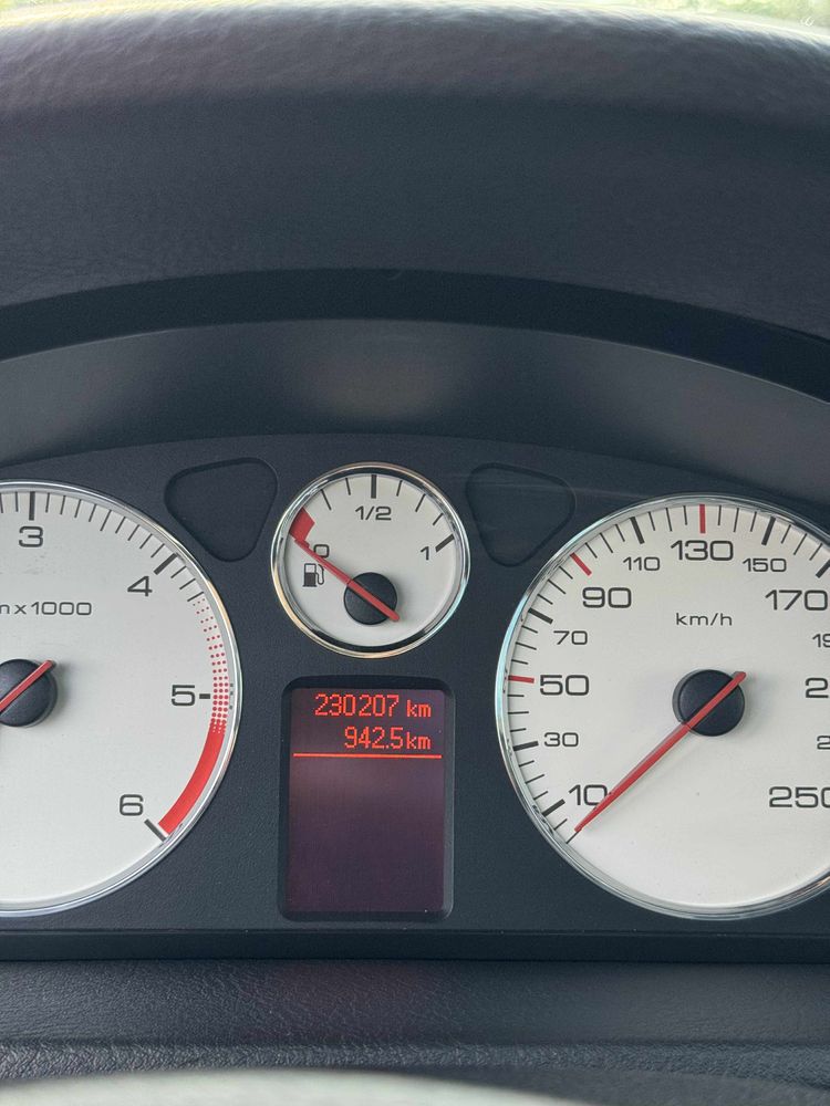 Peugeot 407 SW 2.0 HDI
