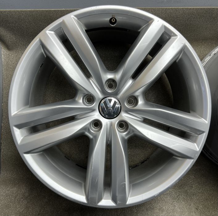Диски R20 5 130 Оригінал Volkswagen Touareg J9 et57 туарег
