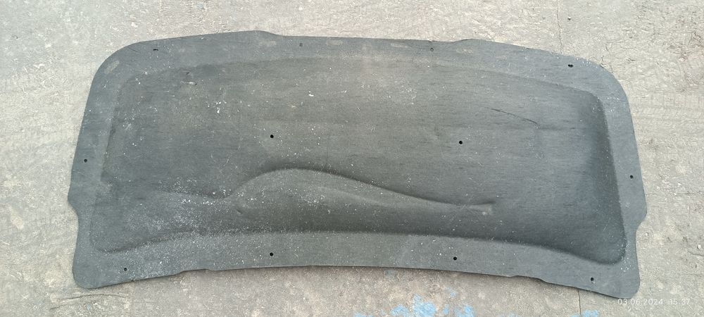 Утеплитель / Шумка капота  Jeep Cherokee KL 2019-2022