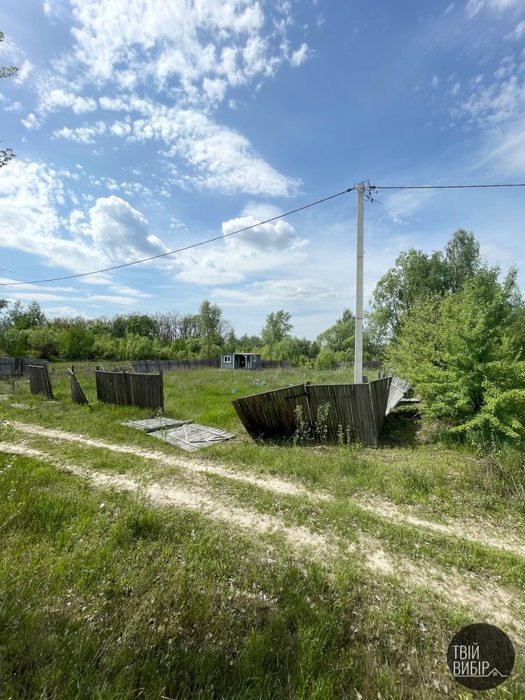 Люкс ділянка 10 соток з усіма комунікаціями та будиночком Гореничі