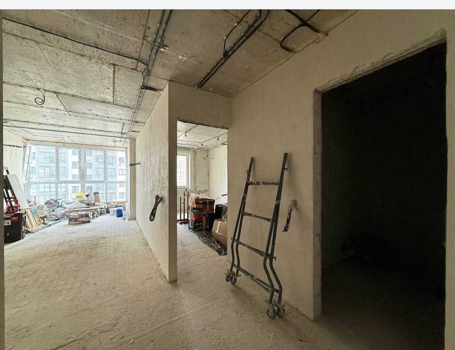 1км.кв., 51кв.м., ЖК R2Residence, здана секція,56000дол, є право власн