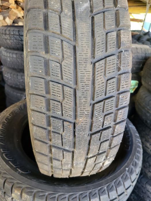 Шини 215 65r16 Yokohama