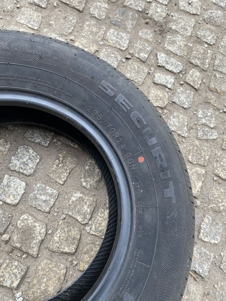 2 Opony do przyczepy 195/70R14 96N XL M+S Security AW414