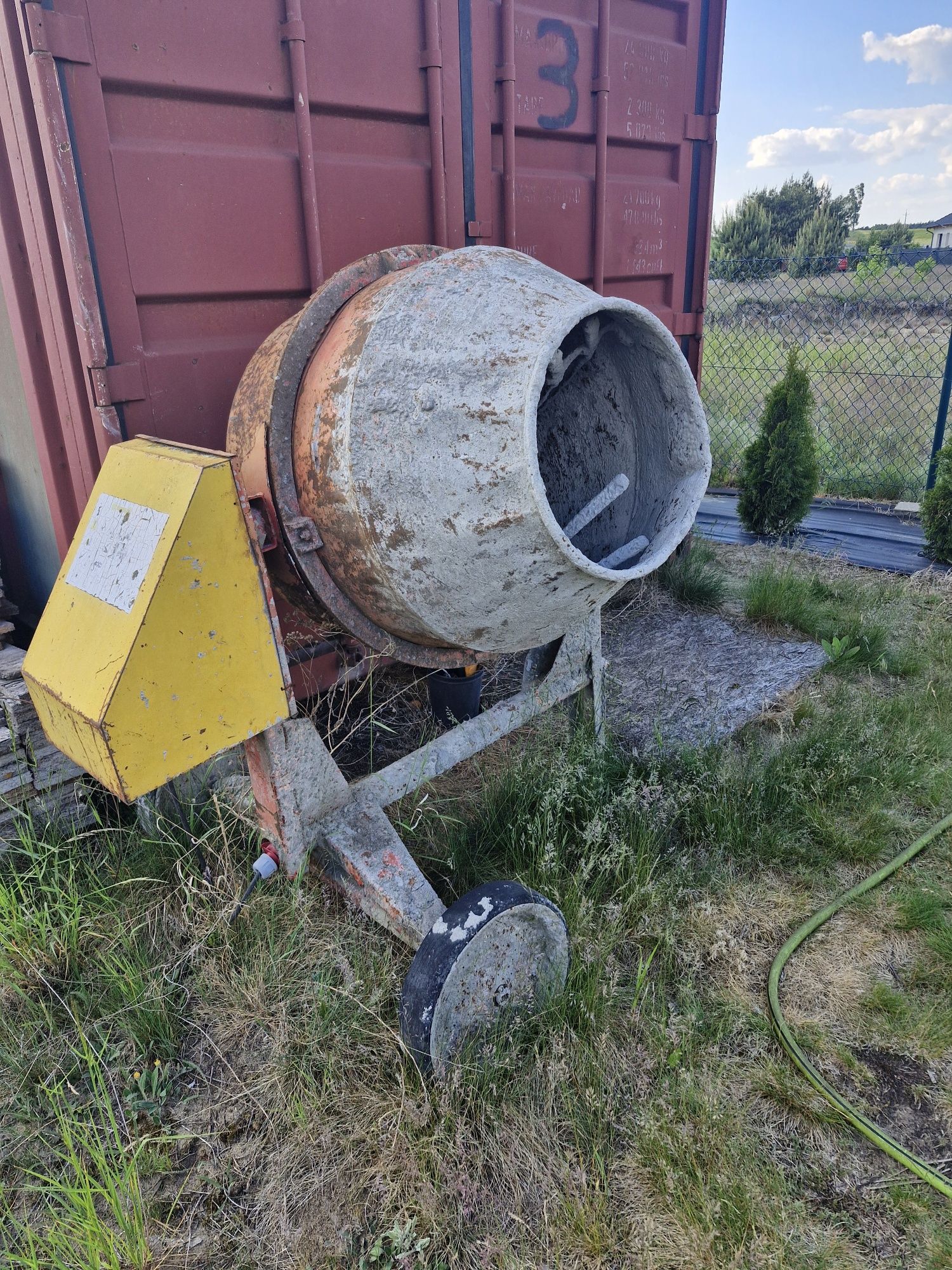 Betoniarka Defro 200l