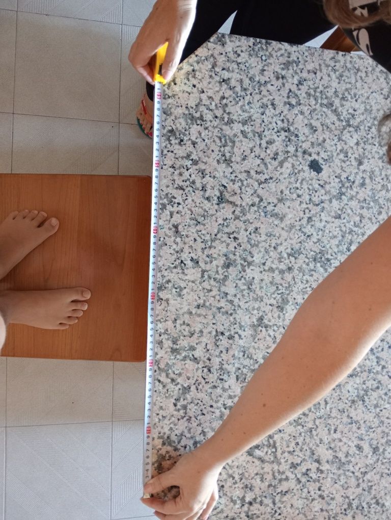 Tampo para mesa em granito