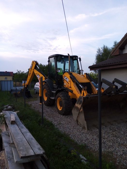 Usługi koparko-ładowarką, transportowe