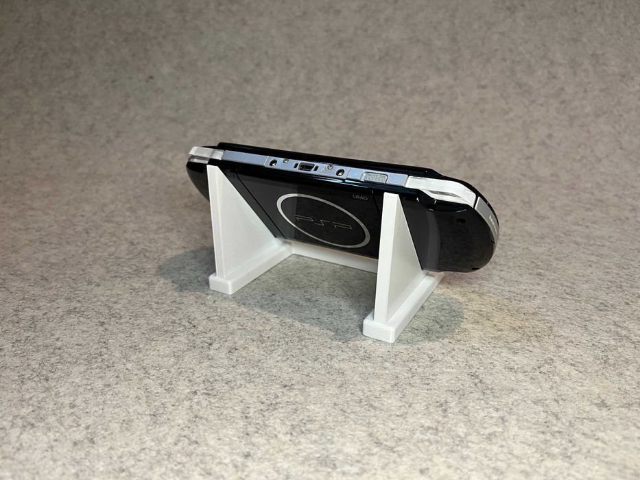 Stojak na konsole PSP (PlayStation Portable)