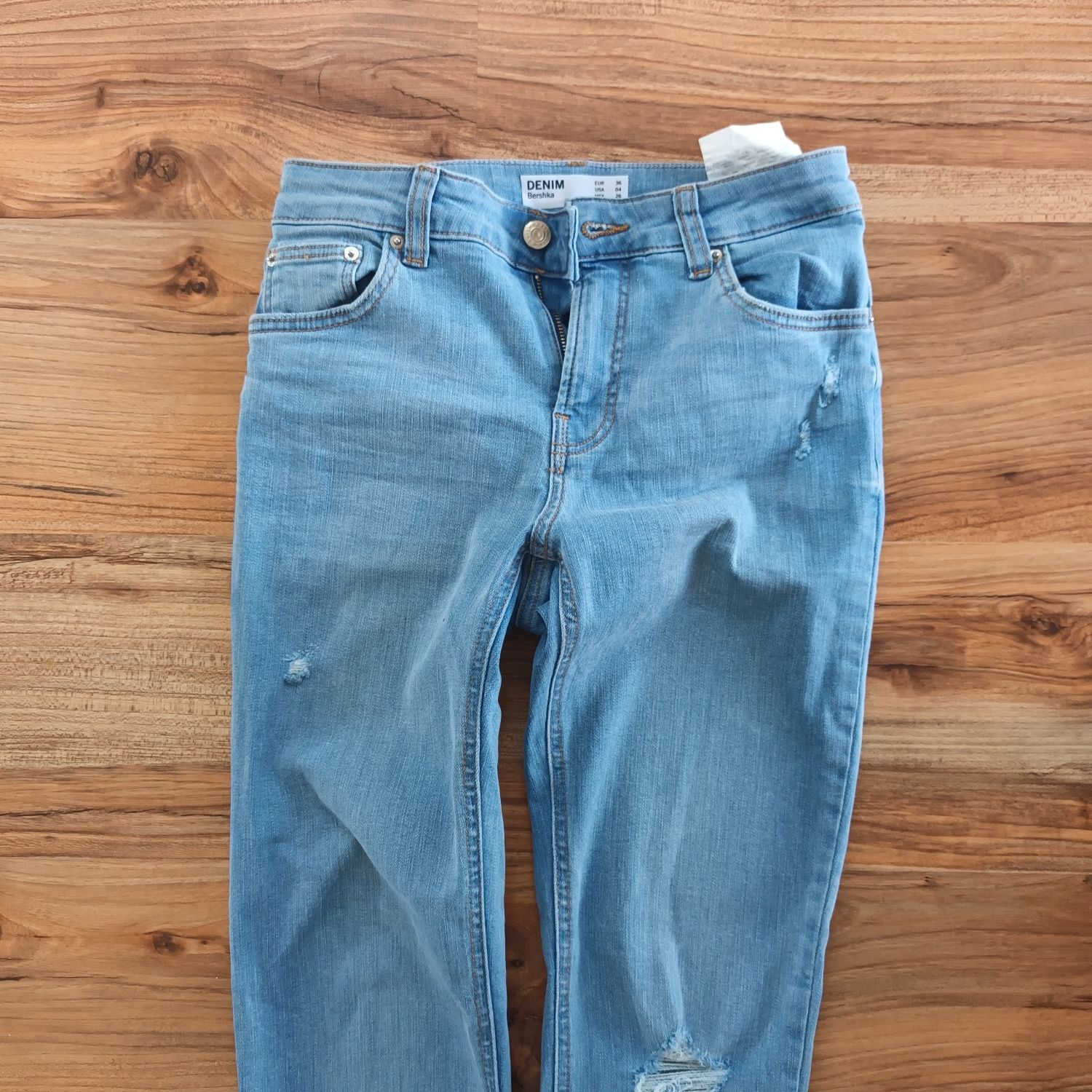 Spodnie 36 S Bershka jeansowe push up jeansy niebieskie elastyczne