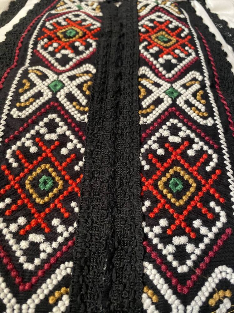 Вишиванки парні для вашої родини
