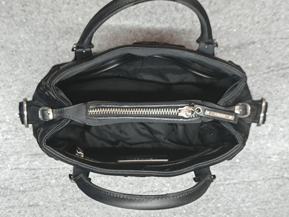 Torebka DKNY czarna logowana