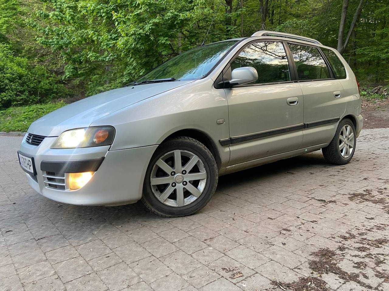 Mitsubishi Space Star 2005 (Мінівен)