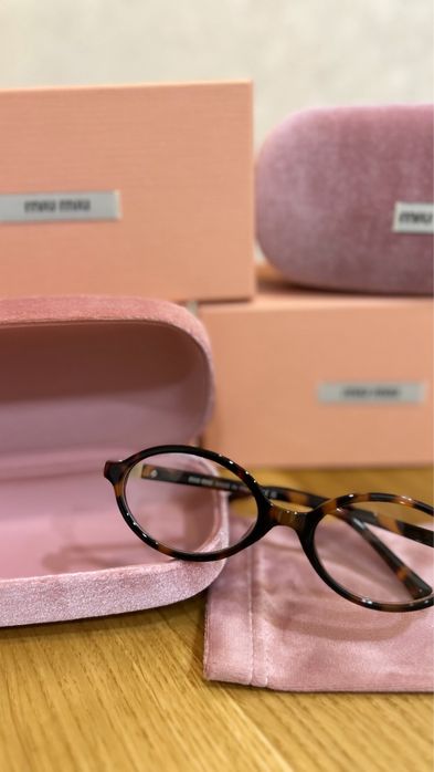 Окуляри в стилі miu miu