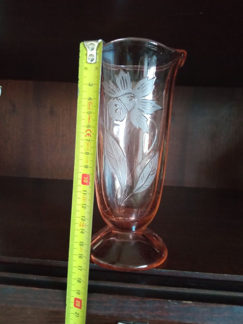 Старинная ваза хрустальное стекло ГДР лососевый хрусталь