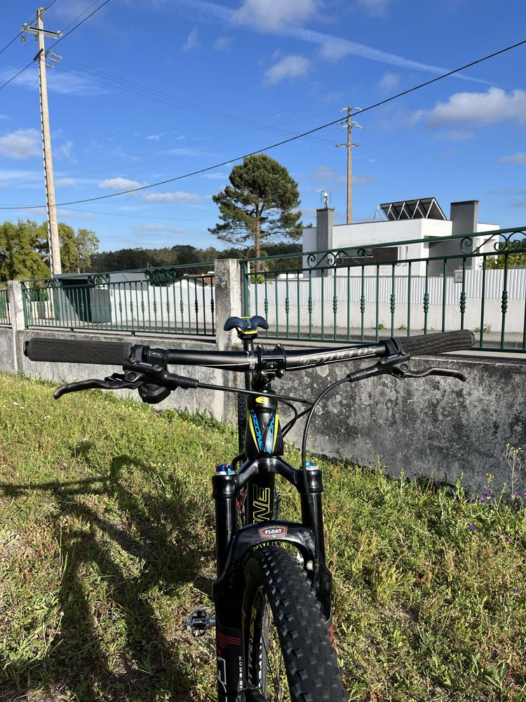 Vendo Bicicleta OZONE em carbono