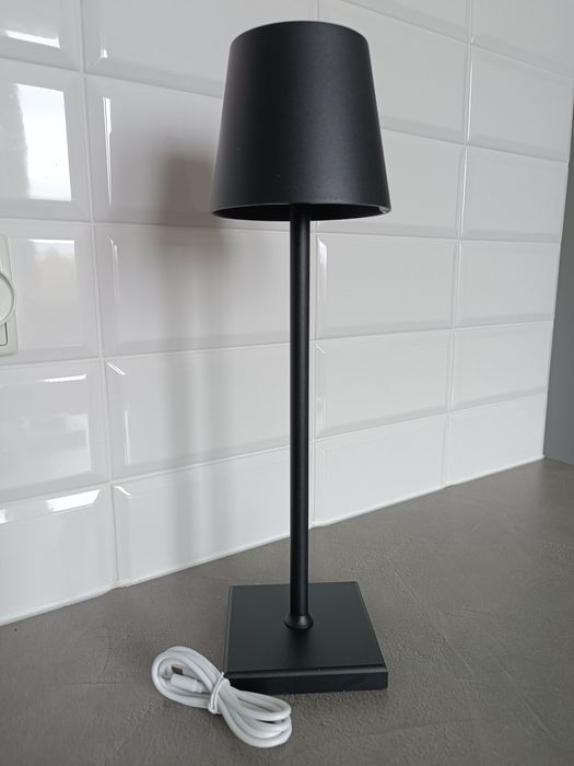 Lampka lampa nocna LED czarna