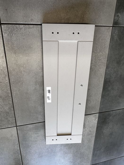 Front Ikea Lerhyttan