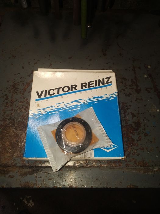 Сальники коленвала ом 611, 646 та їх  модифікаціїй