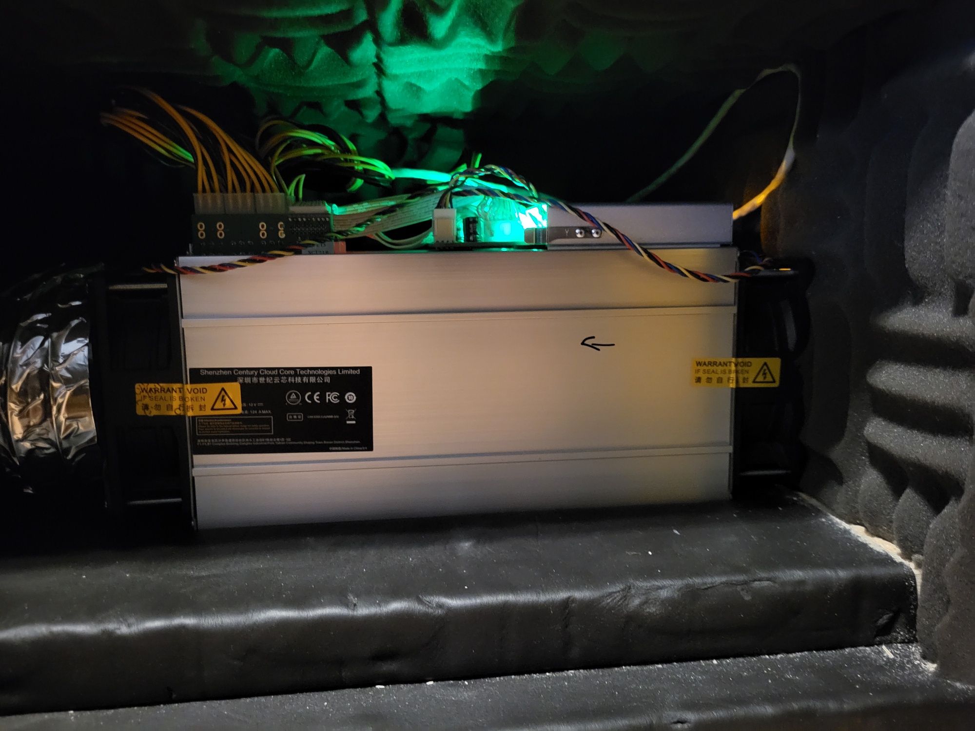 Antminer S9 como nova, fonte 1800w