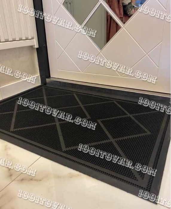 Піддон гумовий для взуття з бортом 38x65x2,5 см.