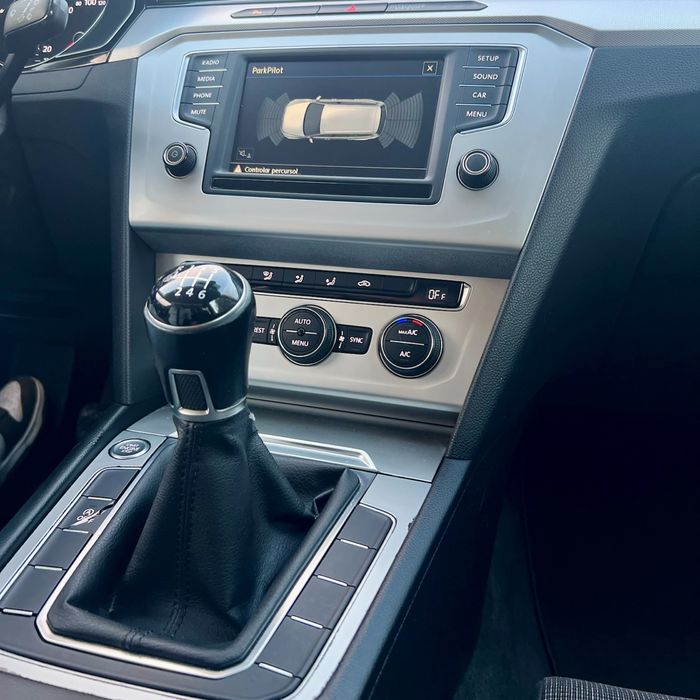 VW Passat 2.0 TDi 150cv Nacional DESDE 229€