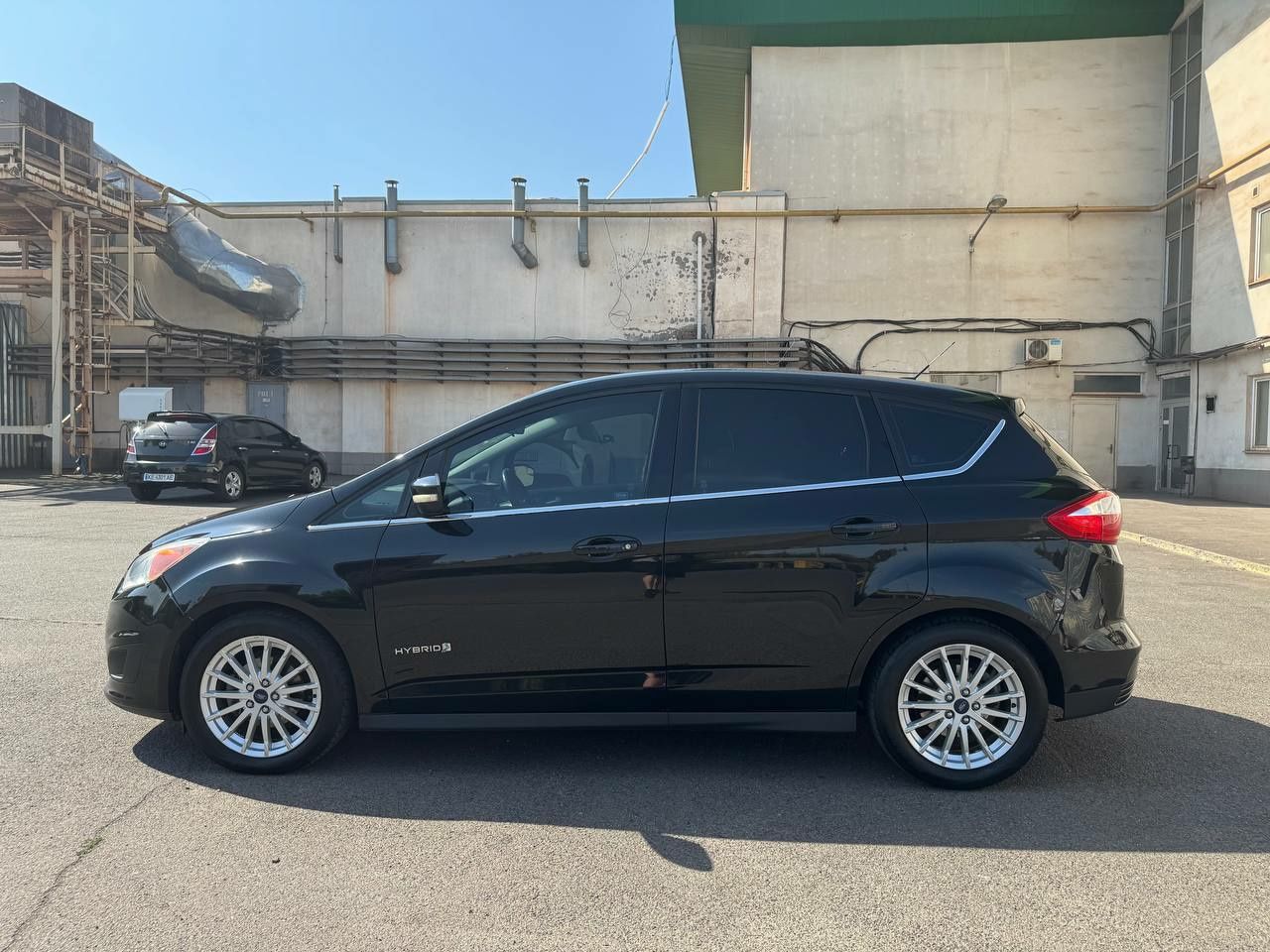 Ford C-Max Hybrid 2.0 (188 к.с.), 2013 г.в.