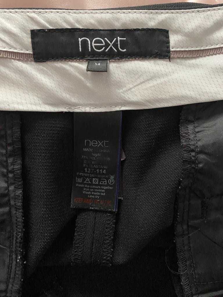 Next Spodnie damskie czarne w kantkę 14