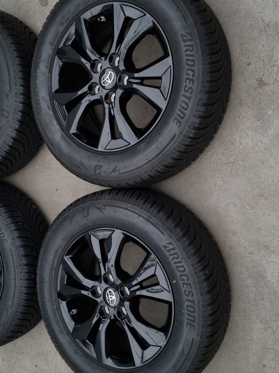 Koła Zimowe Alu z czujnikami 16" Toyota Yaris Cross 5x114,3 Oryginalne