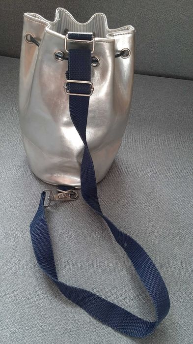 Torebka worek Tommy Hilfiger srebrna szara