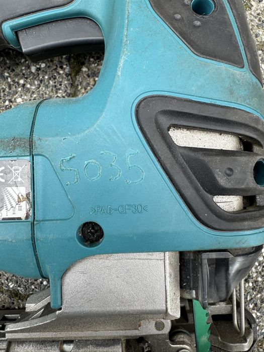Wyrzynarka  makita 4350CT 6.9A 720W 110V