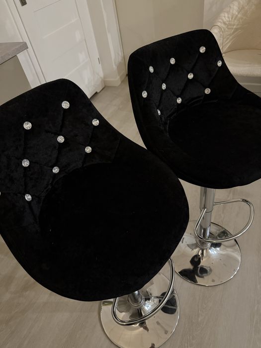 Hoker hokery krzesło krzesła barowe czarne welurowe welur glamour