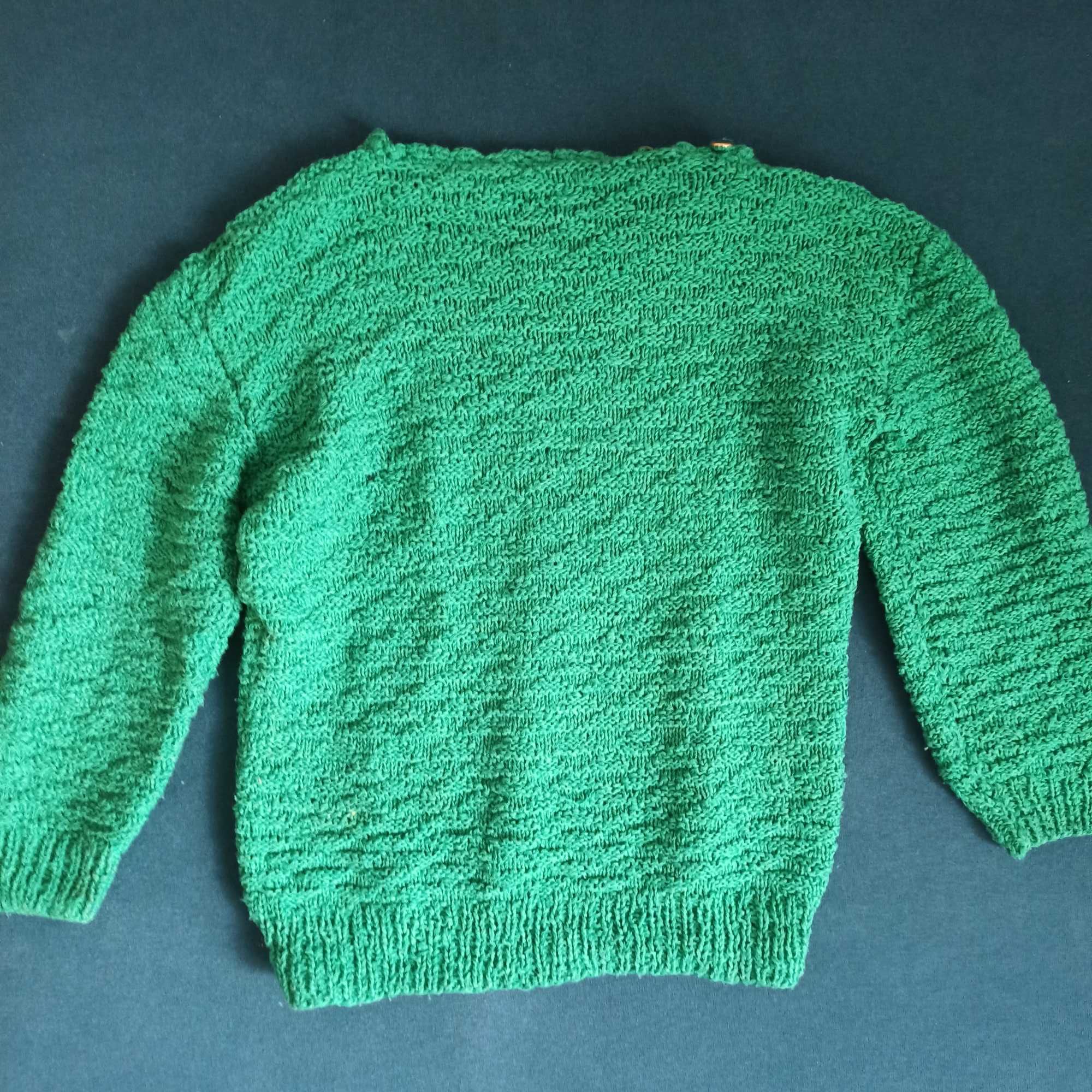 Zielony sweterek 92