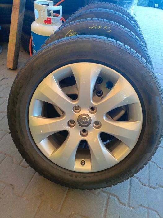 koła aluminiowe zimowe OPEL 5x115 225/55/17 Pirelli