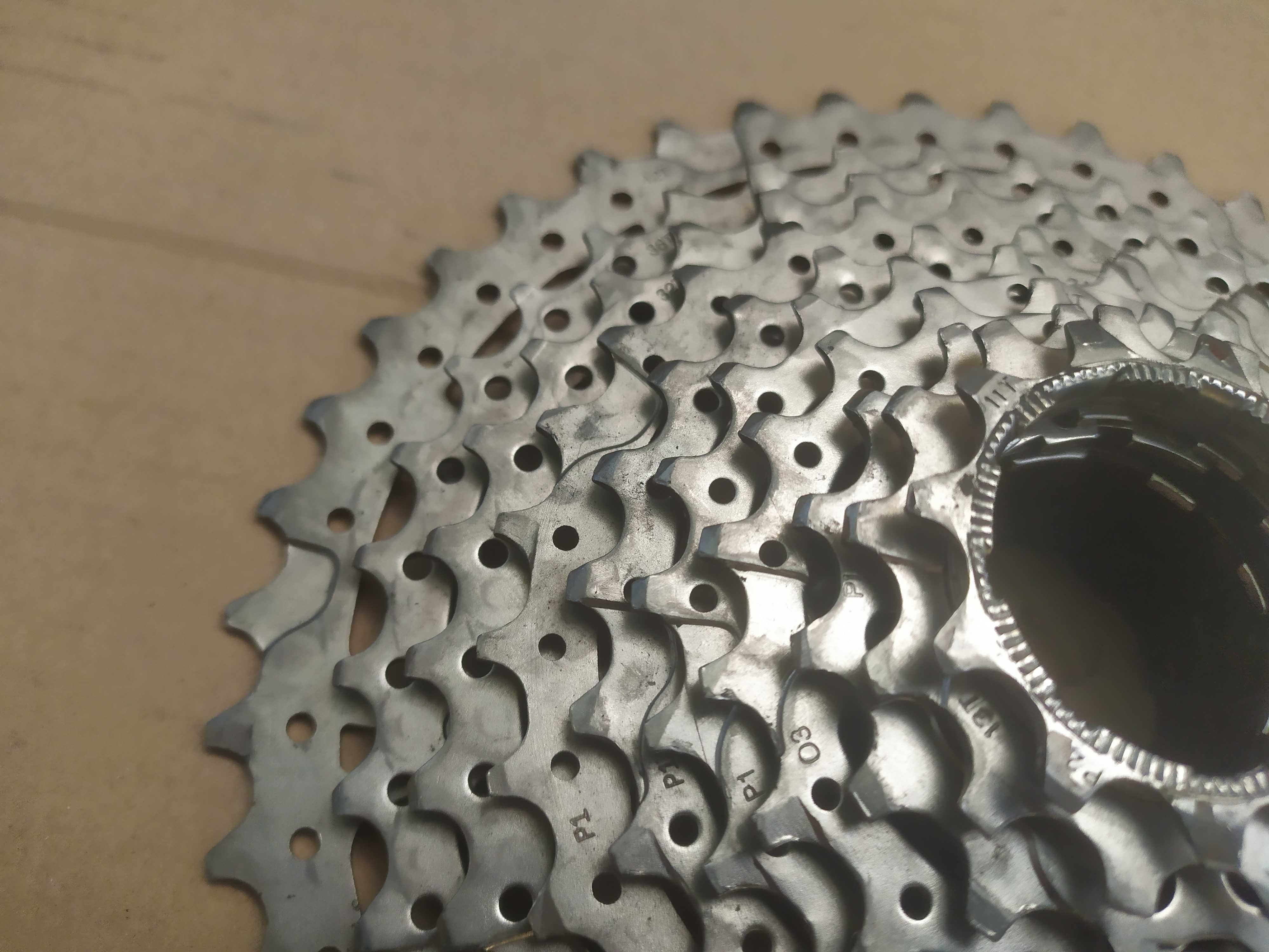 Kaseta 10spd SunRace 11-42T + Łańcuch KMC
