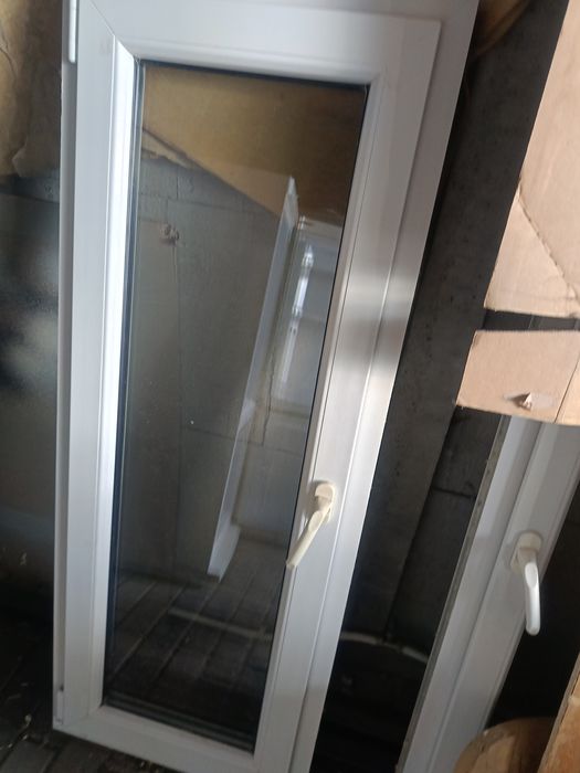 Sprzedam dwa okna z demontażu