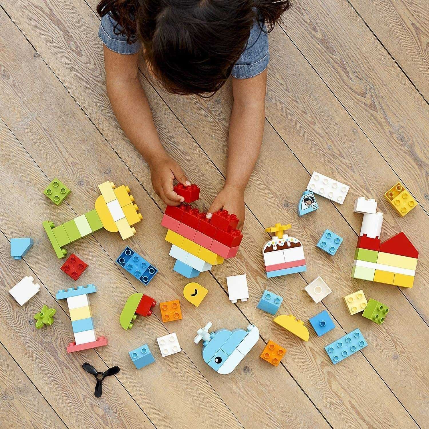 Конструктор LEGO Duplo 10909 Шкатулка-сердце 80 деталей от 18 мес.