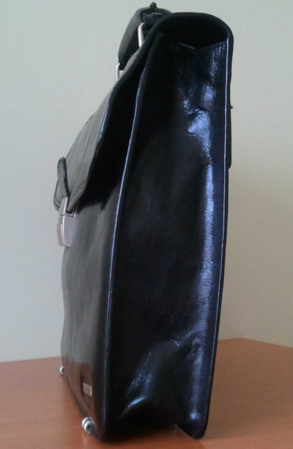 Damska torebka dyplomatka A4 naturalna skóra licowa czarna