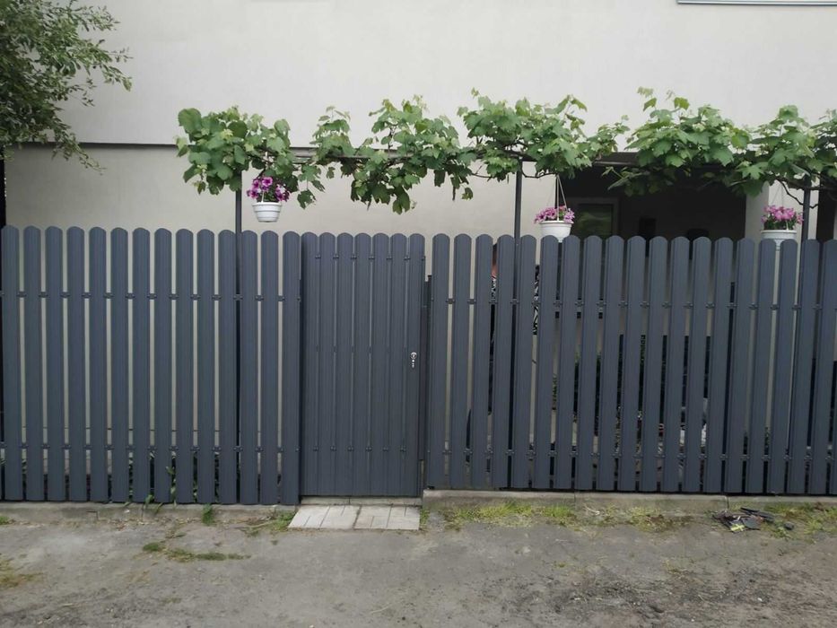 Забор с металлического штакетника под ключ. Фундамент, Ворота, Калитка