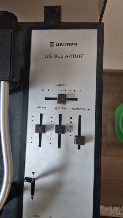 Gramofon model Artur nie działa