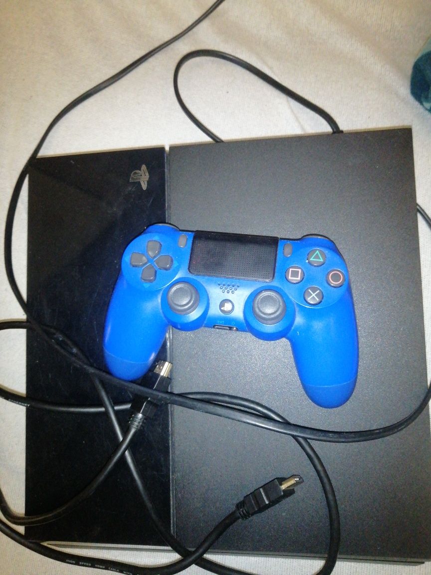 PlayStation 4 z kablem hdmi kontrolerem do naprawy więcej w opisie