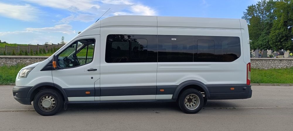 Ford Transit Autobus
