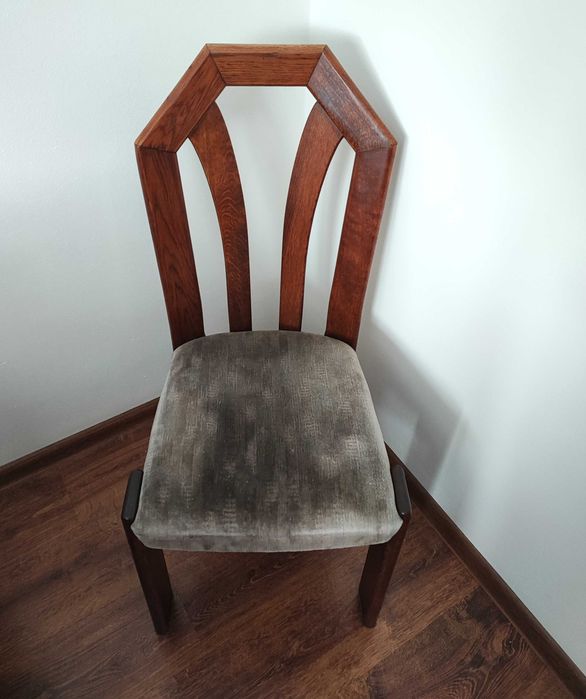 Krzesło Krzesła dębowe starodawne dostępne 4 sztuki