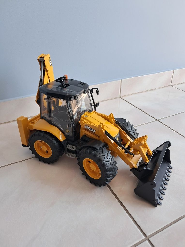 Bruder Koparka JCB 5CX 02454