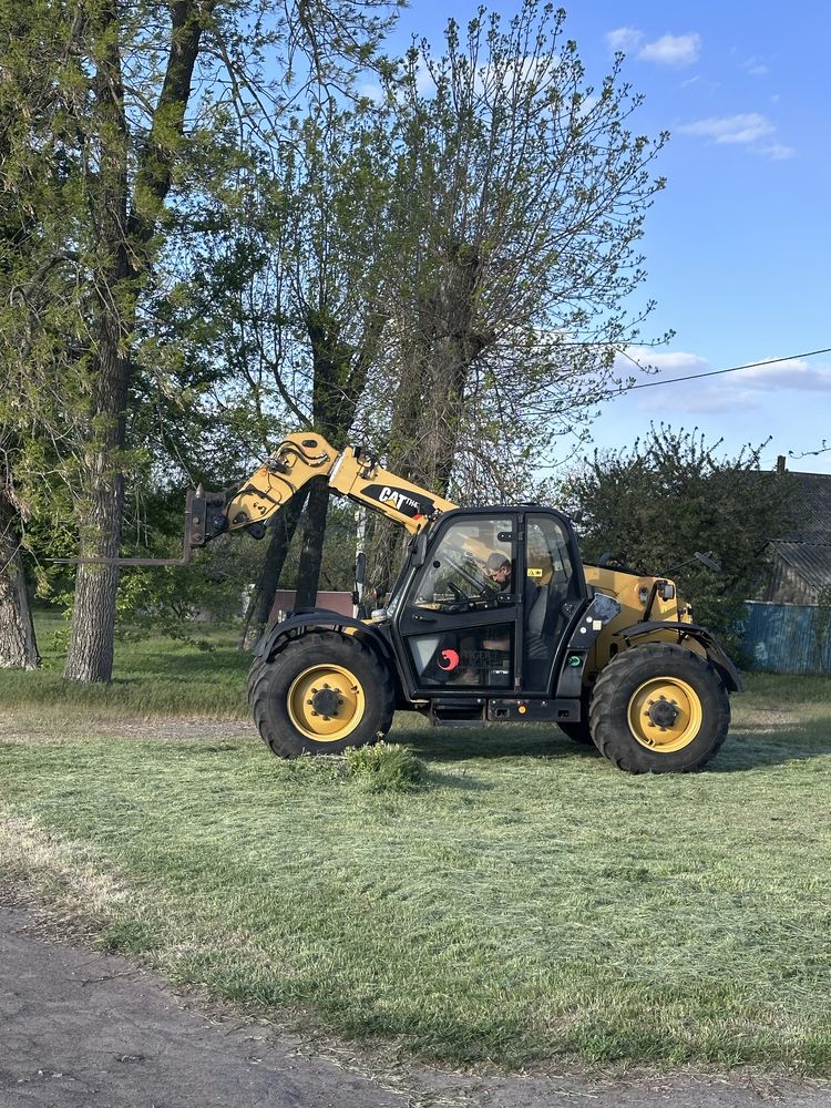 Телескопічний навантажувач JCB Manitou CAT TH 406 manitou