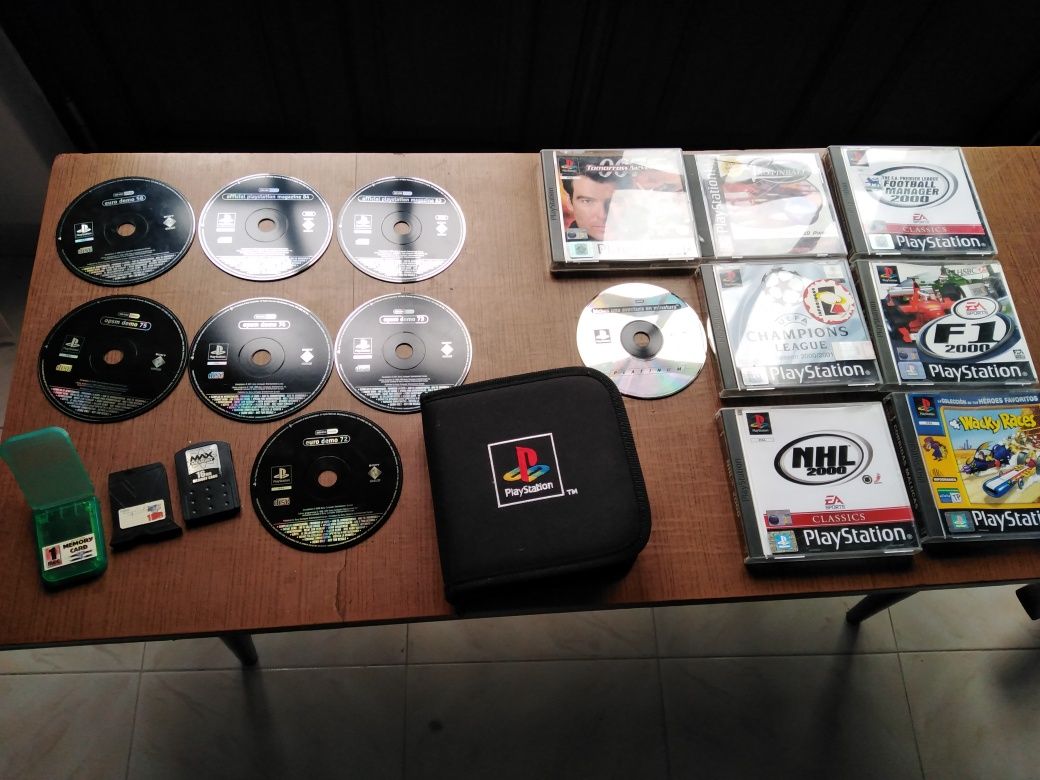 5 Jogos+7 Demos +3 cartões de memória + Bolsa Original