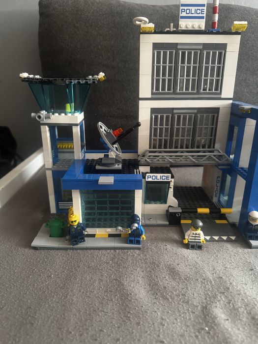 Zestaw lego 60047 komisariat policyjny